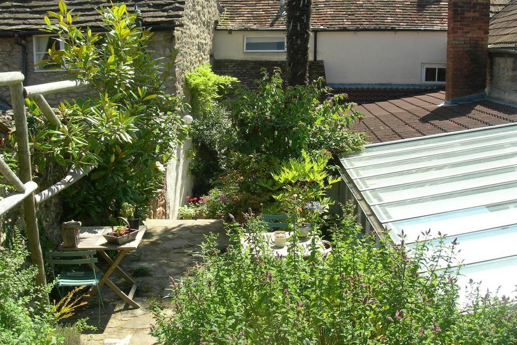 Cumberland House Bed & Breakfast Sherborne  Exterior photo